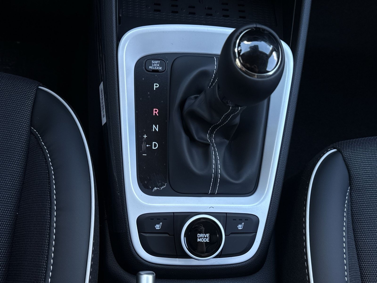 New 2026 Hyundai Venue SEL FWD image 21