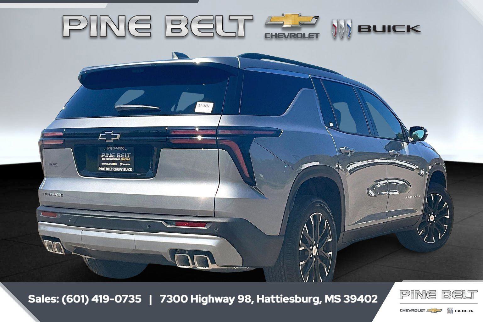 New 2026 Chevrolet Traverse LT w/ Sun and Wheel Package FWD image 11