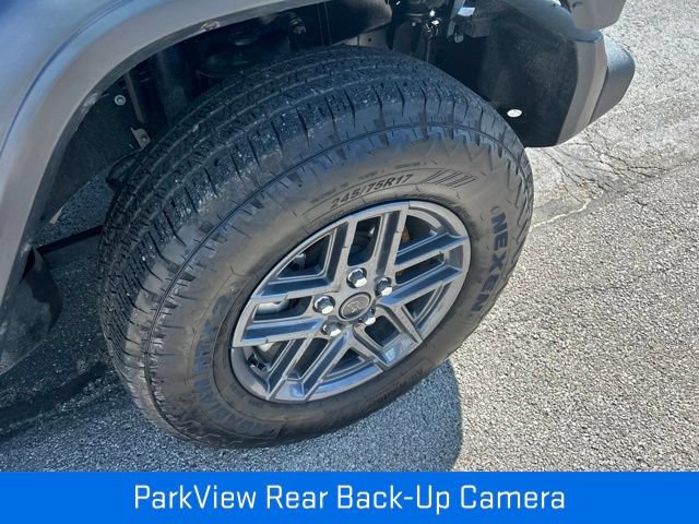 Used 2026 Jeep Wrangler Sport AWD/4WD image 19