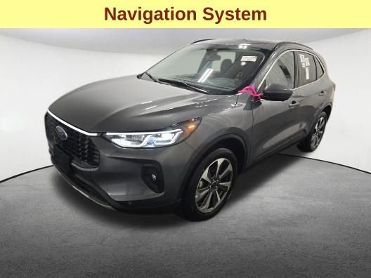 Used 2024 Ford Escape Platinum image 4