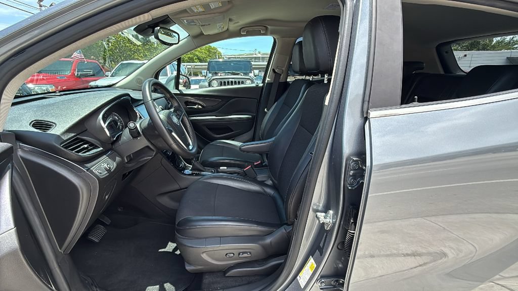 Used 2019 Buick Encore Preferred w/ Safety Package FWD image 22