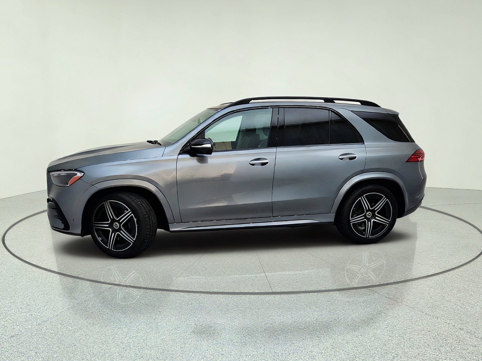 Certified 2024 Mercedes-Benz GLE 350 4MATIC image 10