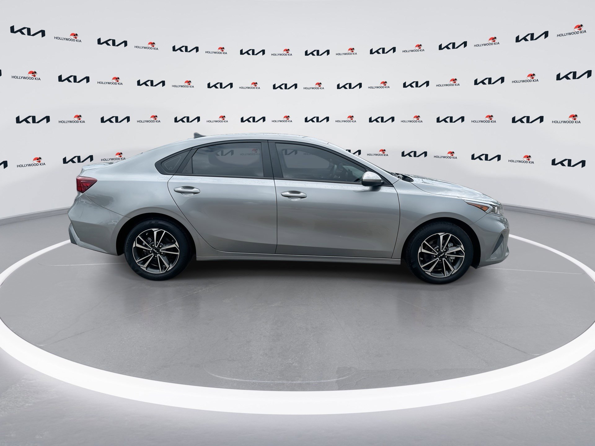 Certified 2024 Kia Forte LXS FWD image 9