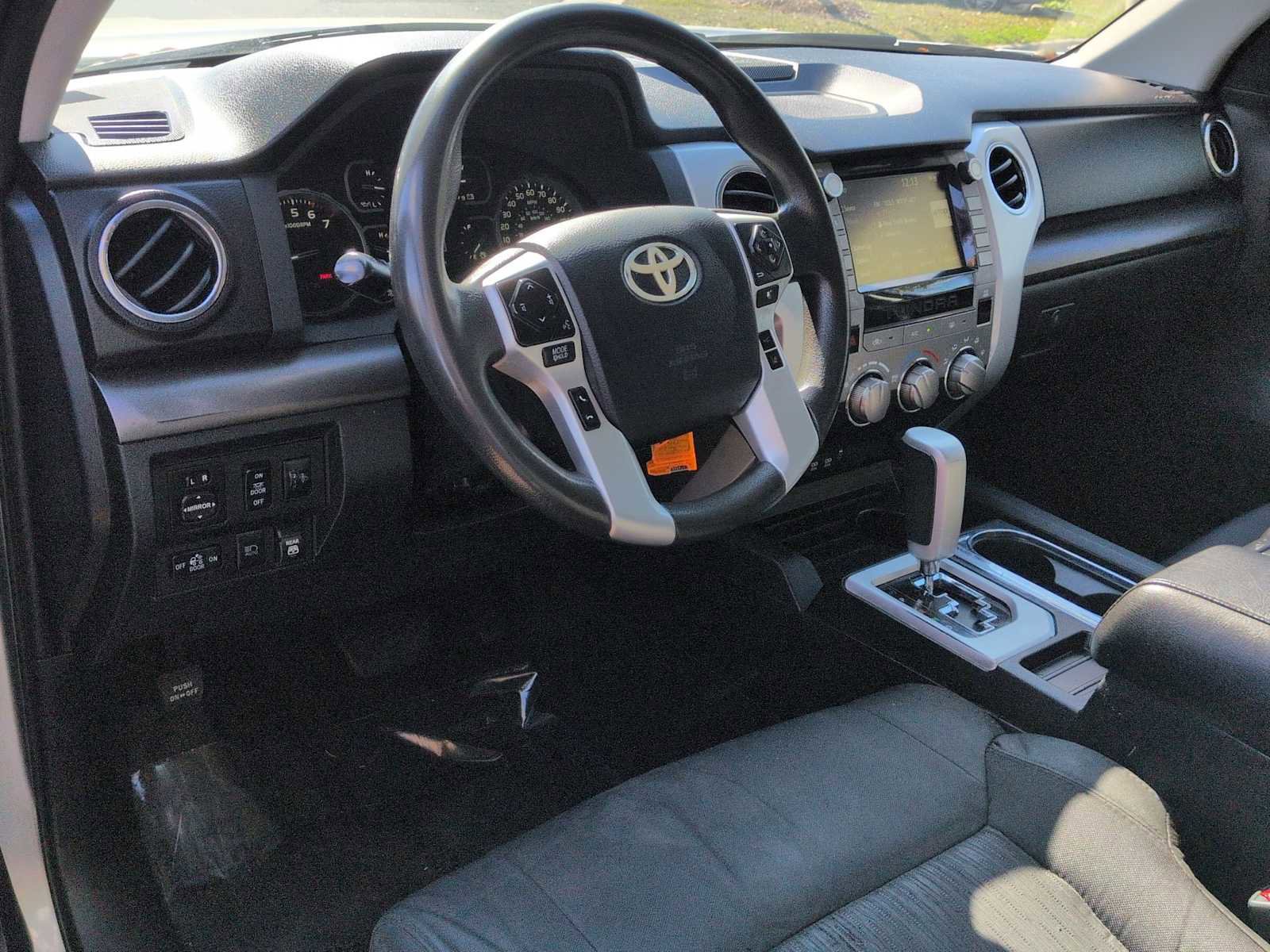 Used 2020 Toyota Tundra SR5 w/ SR5 Upgrade Package image 16