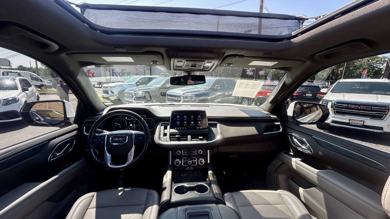 Used 2021 GMC Yukon XL SLT w/ SLT Luxury Plus Package AWD/4WD image 23