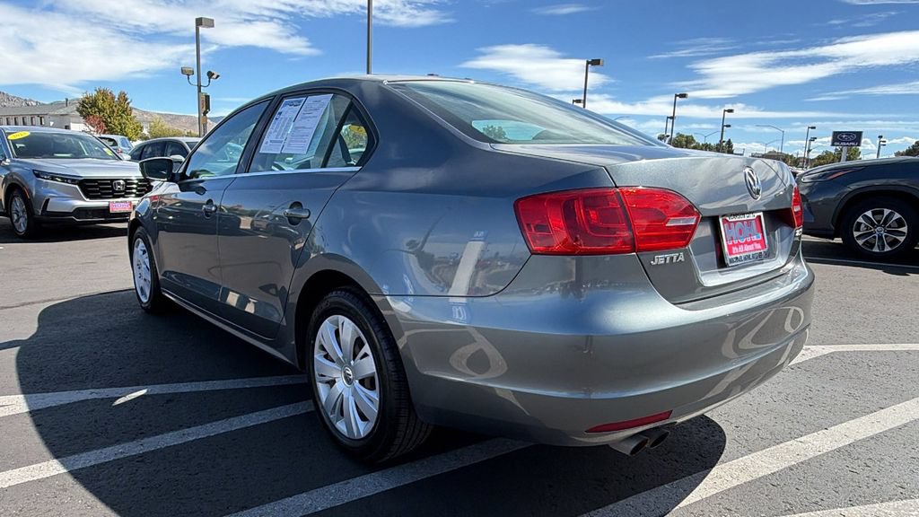 Used 2013 Volkswagen Jetta SE FWD image 5