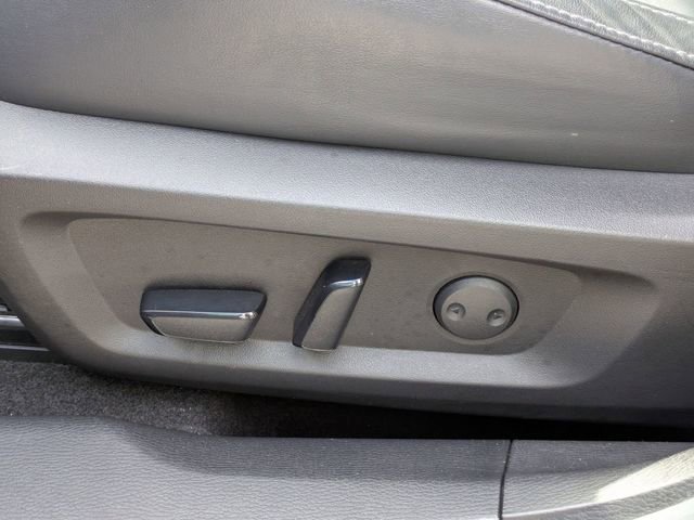 Used 2022 Mitsubishi Outlander SE image 22