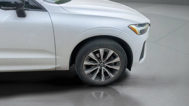 Used 2024 Volvo XC60 B5 Plus AWD/4WD image 20