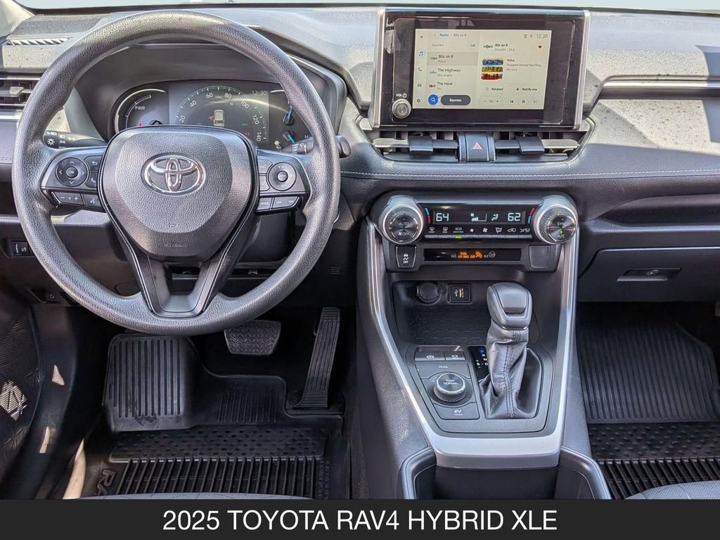 Used 2025 Toyota RAV4 XLE AWD/4WD image 13
