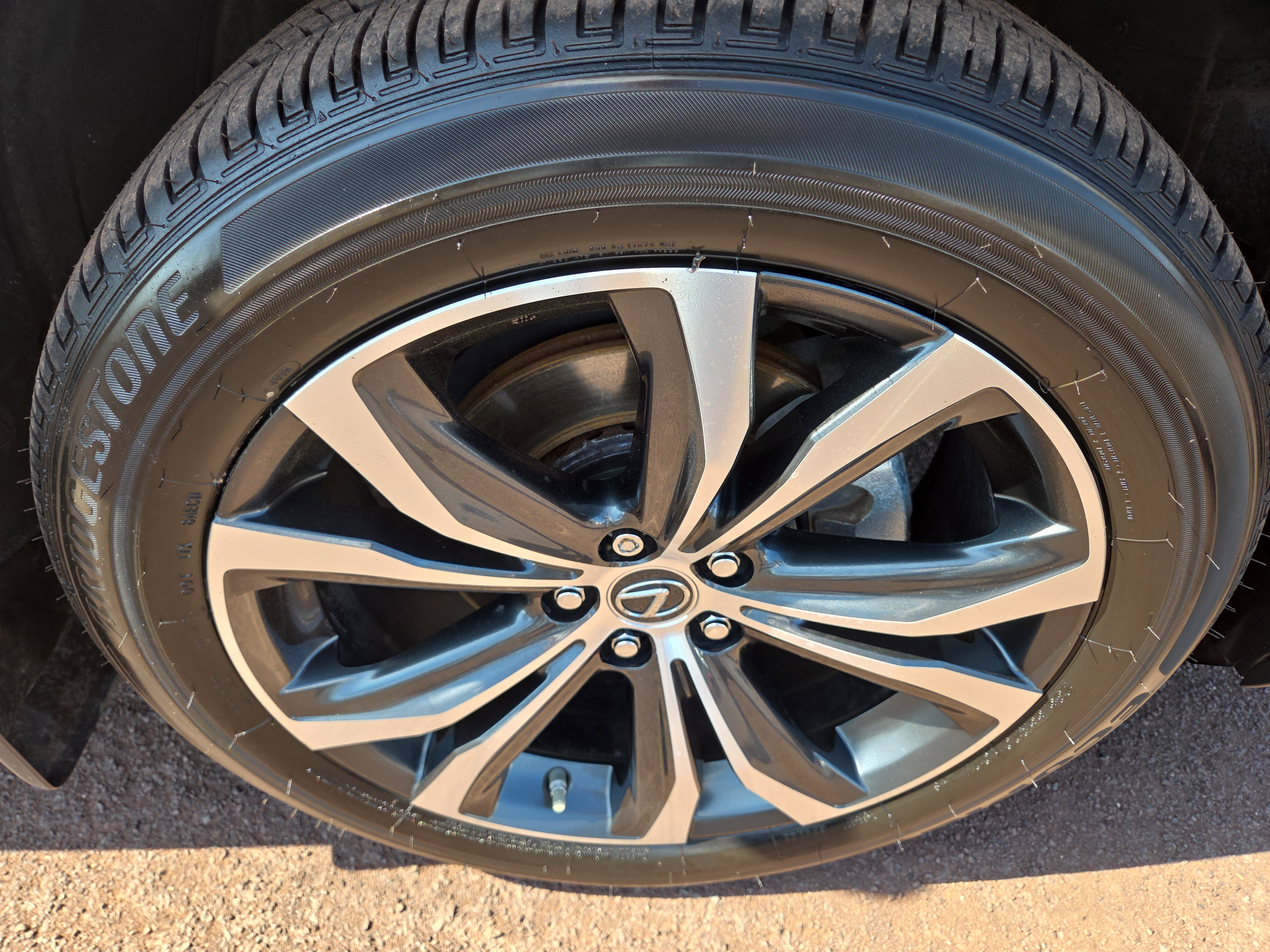 Certified 2022 Lexus RX 350L Premium w/ Premium Package image 9