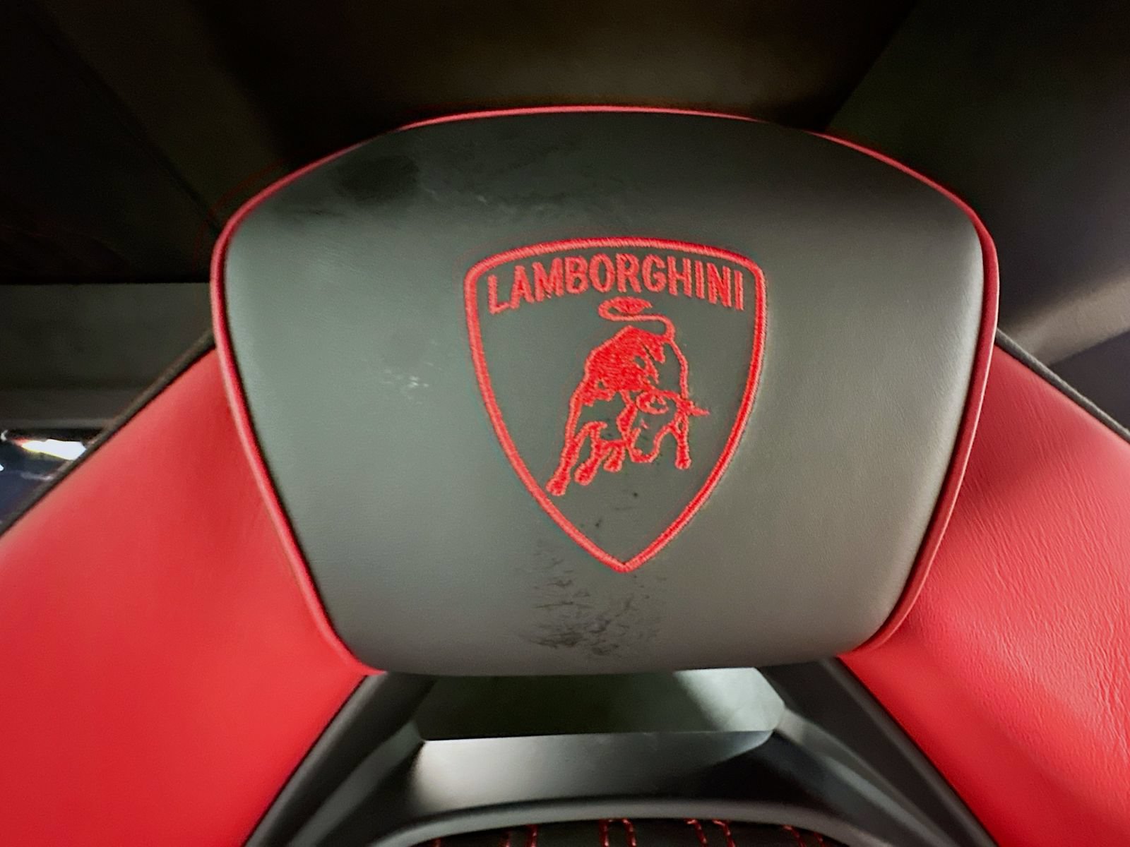 Used 2024 Lamborghini Revuelto AWD/4WD image 37