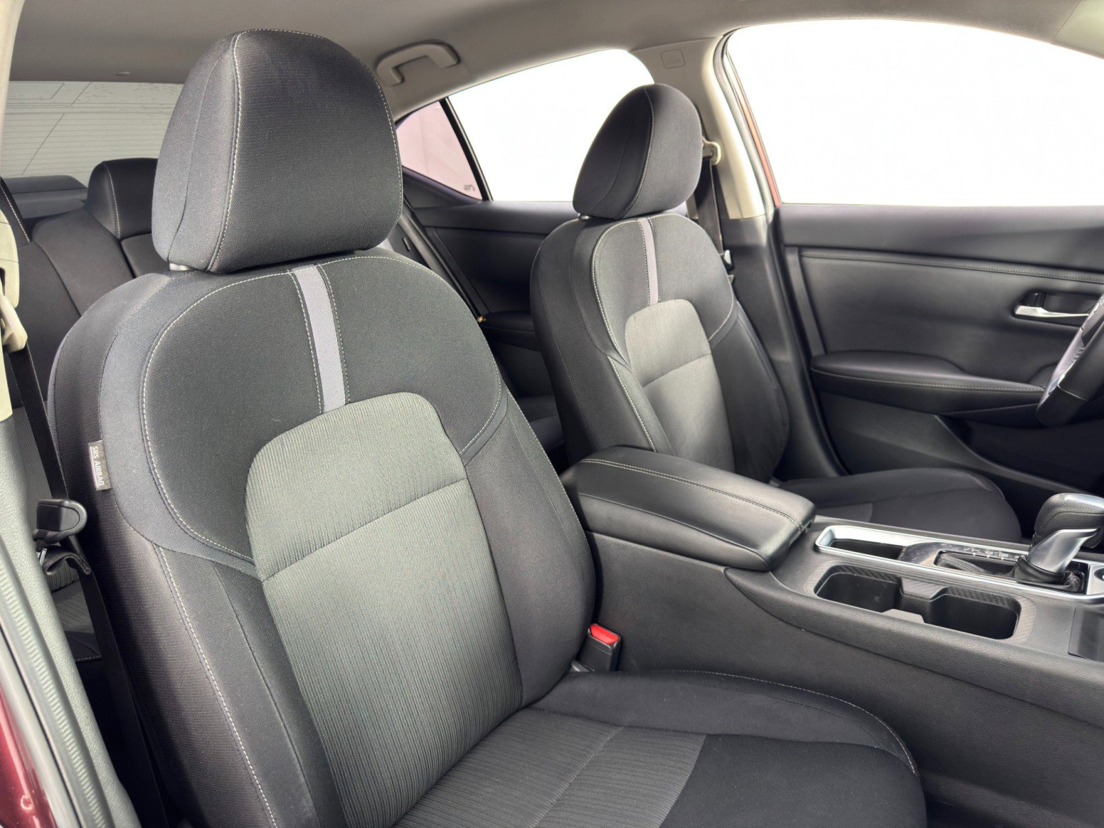 Used 2020 Nissan Sentra SV image 31