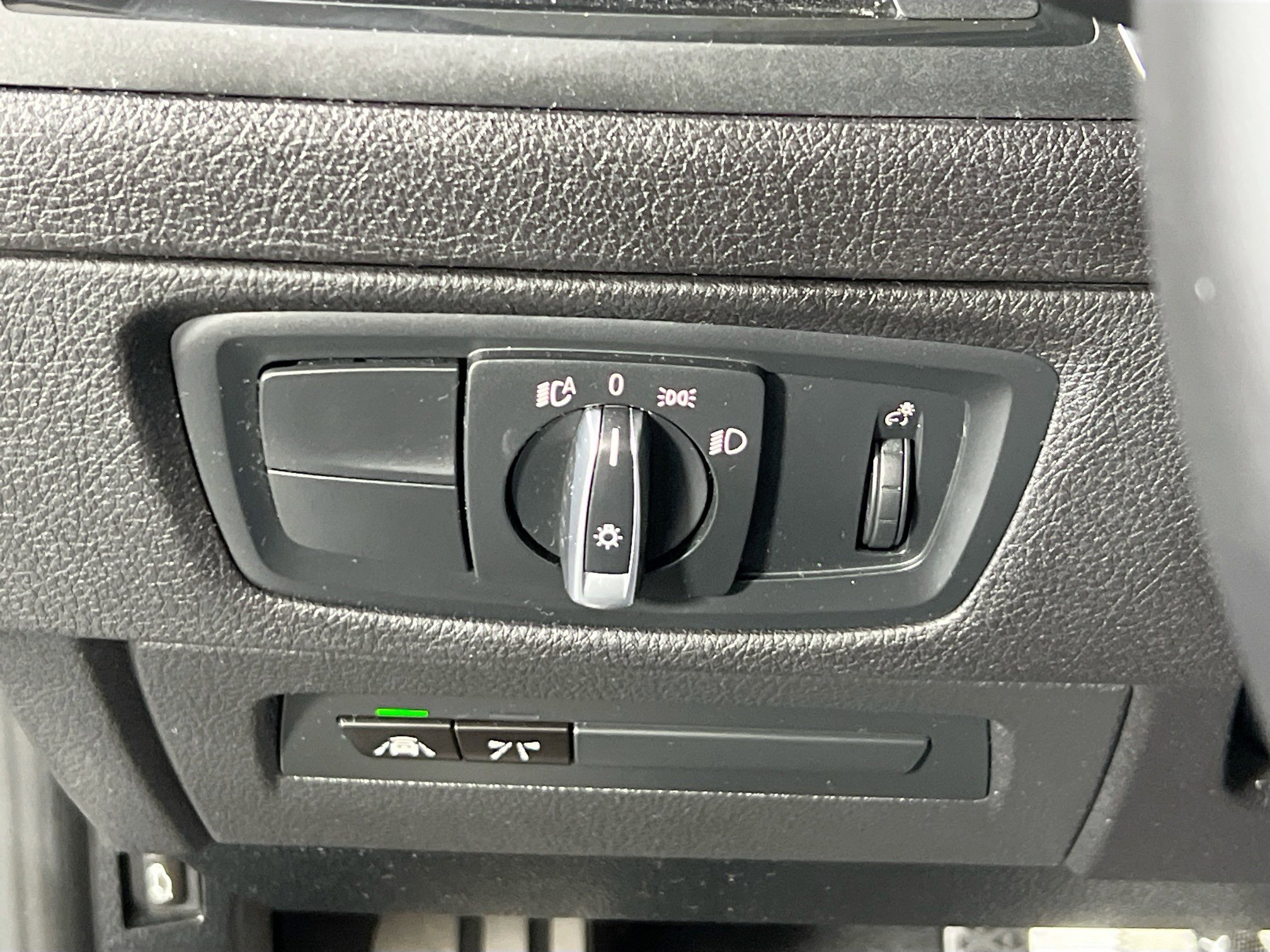 Used 2021 BMW M240i xDrive Coupe w/ Premium Package image 10