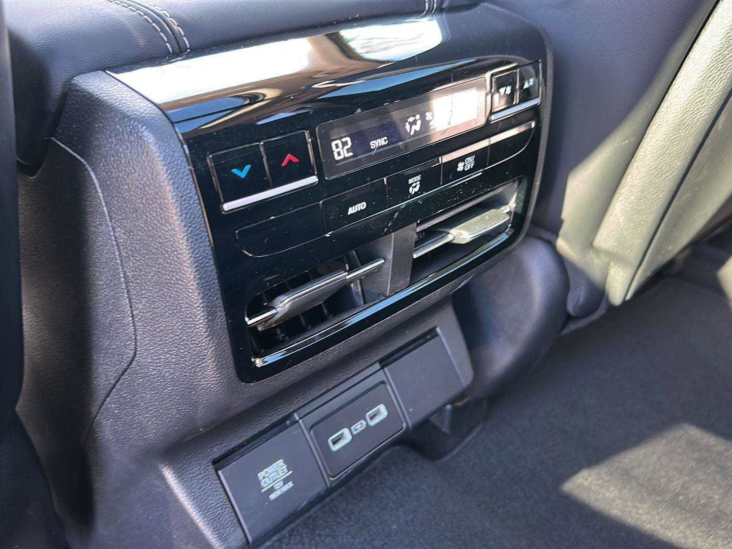 Used 2023 Acura MDX SH-AWD w/ Technology Package image 26