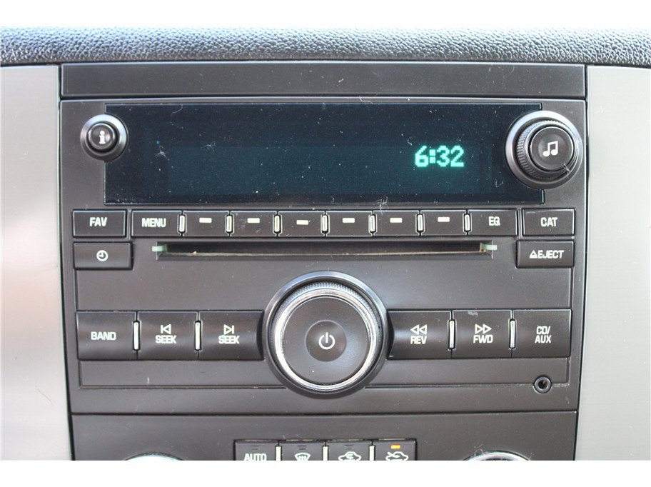 Used 2013 Chevrolet Silverado 2500 LTZ w/ LTZ Plus Package image 23