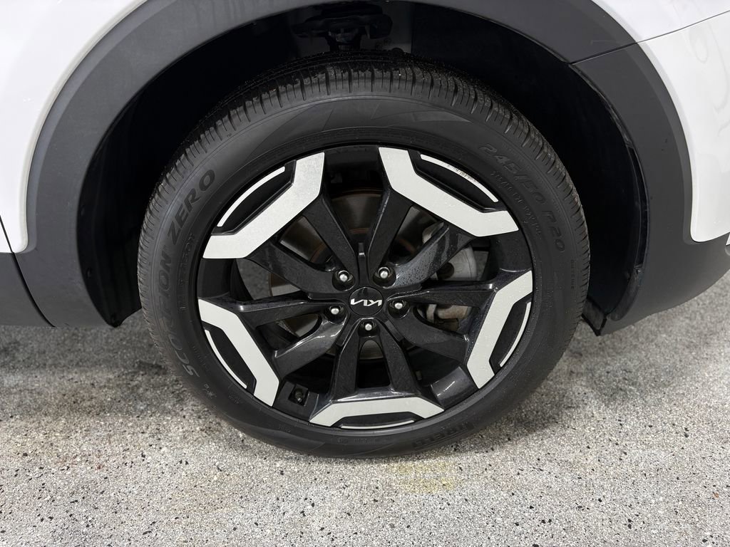 Used 2025 Kia Telluride S image 26