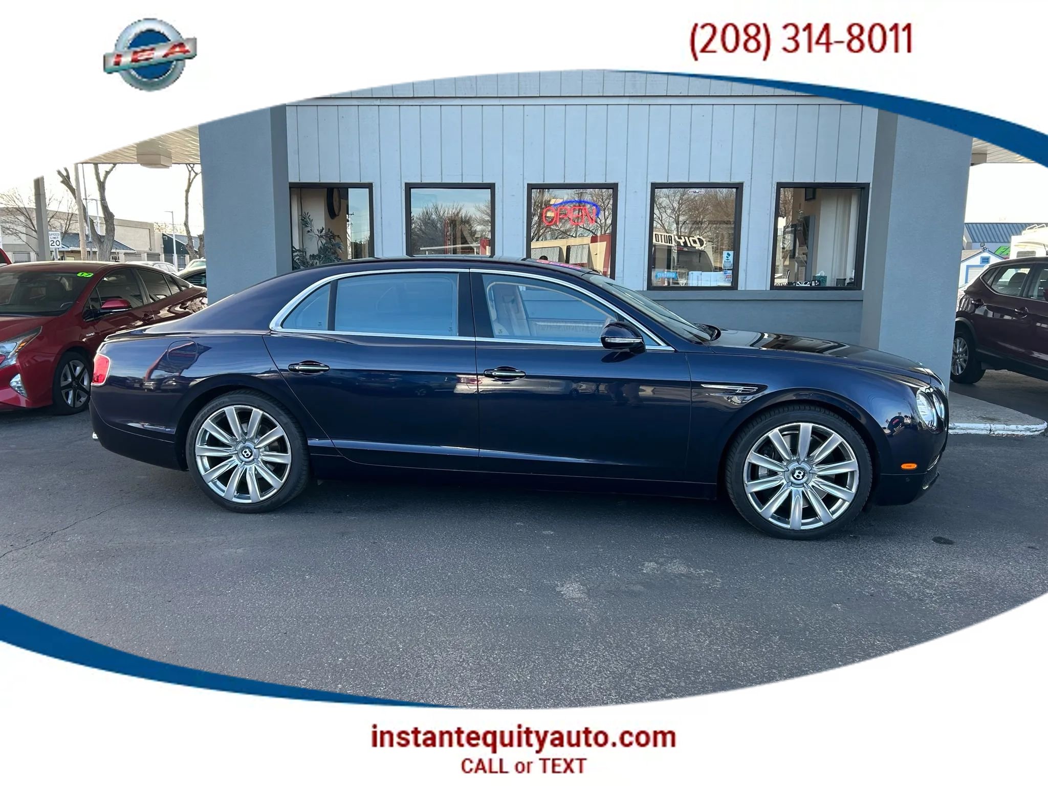 Used 2015 Bentley Flying Spur V8 image 1