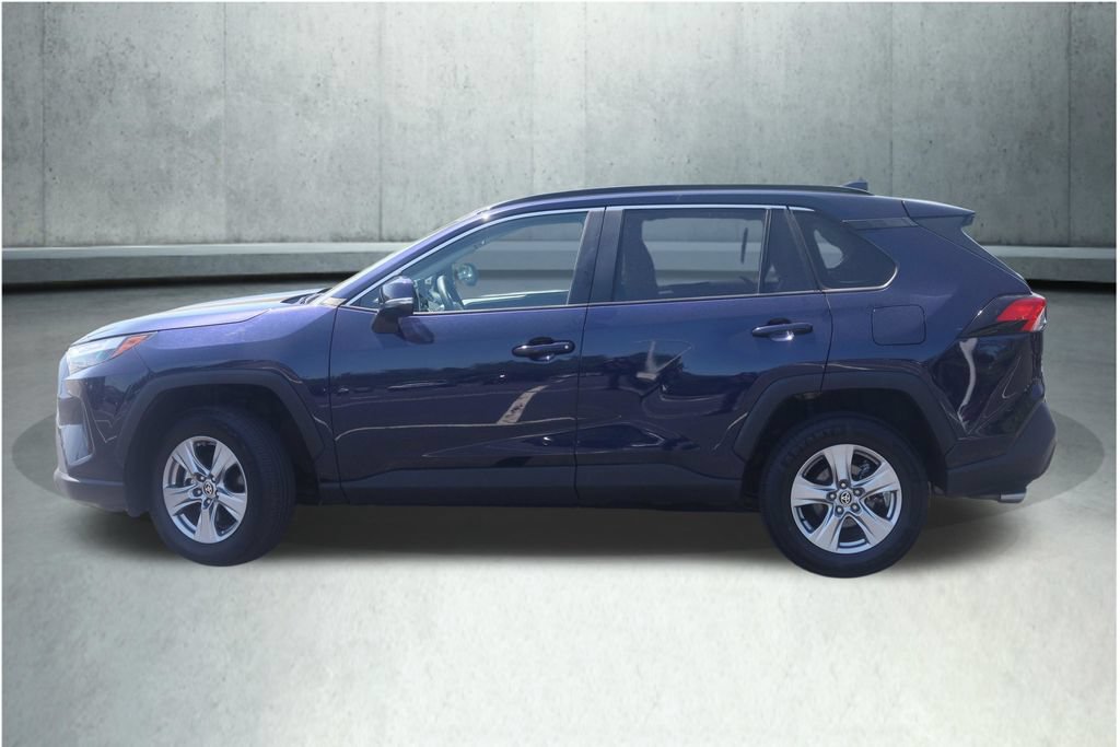 Used 2025 Toyota RAV4 XLE AWD/4WD image 14