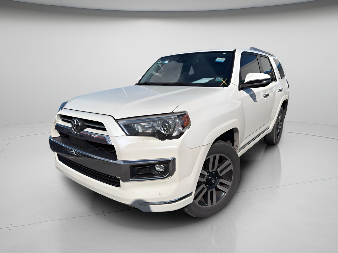 Used 2021 Toyota 4Runner Limited AWD/4WD image 2