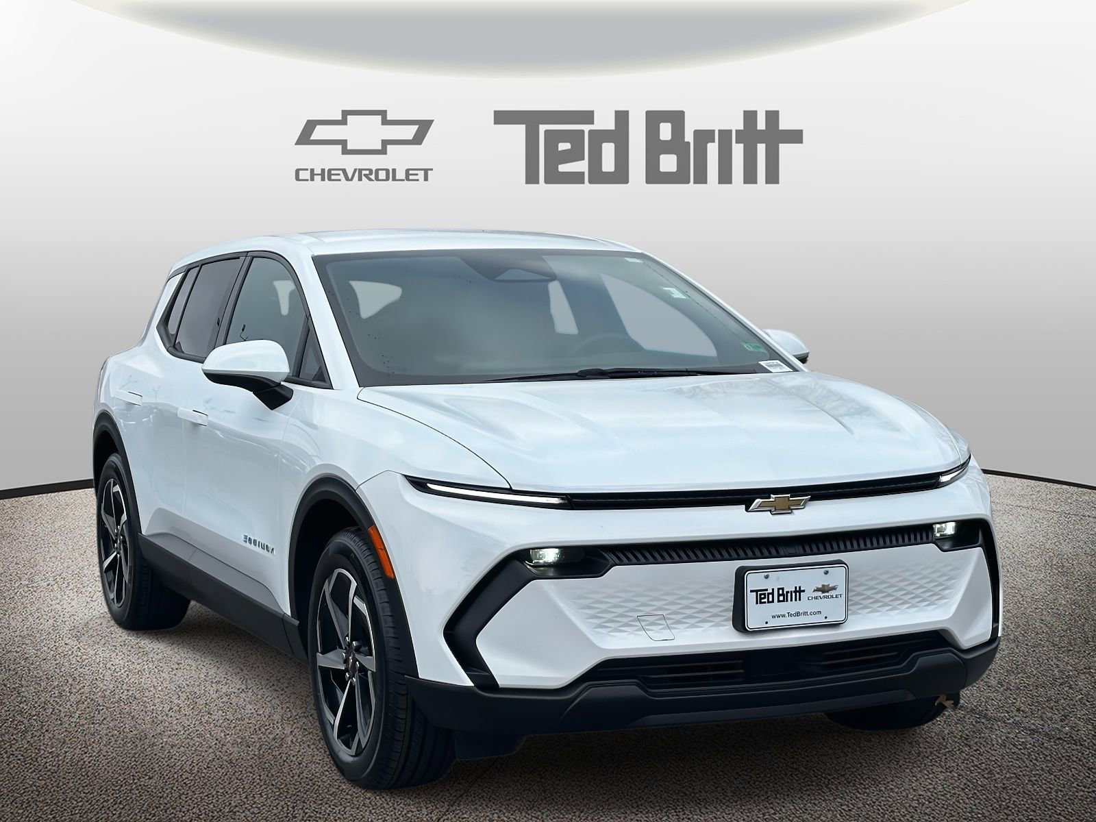 Used 2025 Chevrolet Equinox EV LT image 3