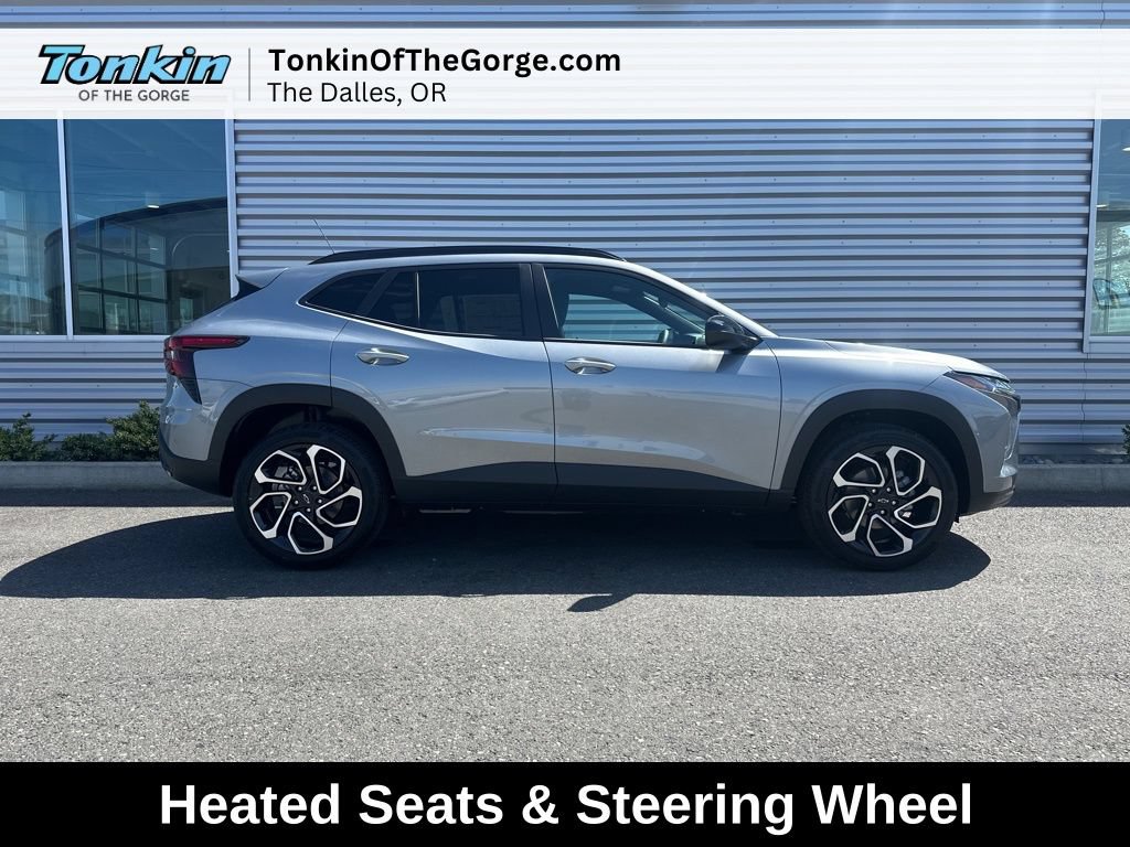 New 2026 Chevrolet Trax RS w/ Driver Confidence Package FWD image 2