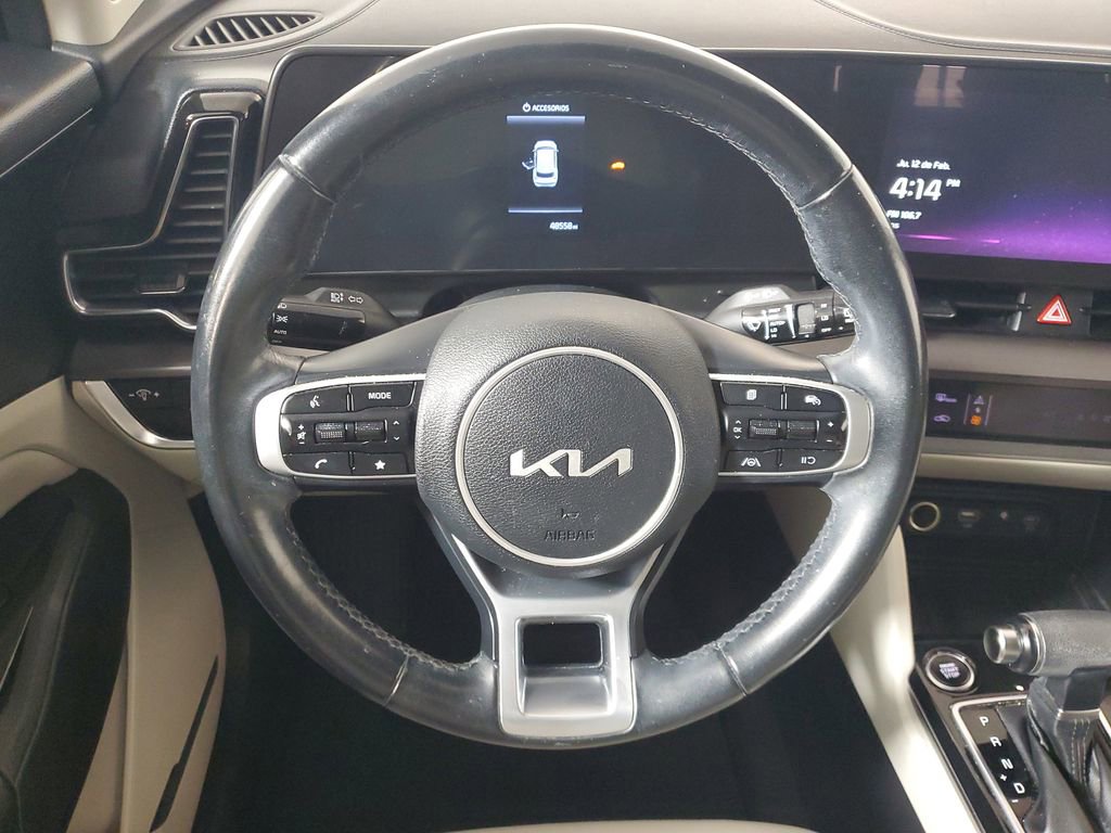 Used 2024 Kia Sportage EX image 15