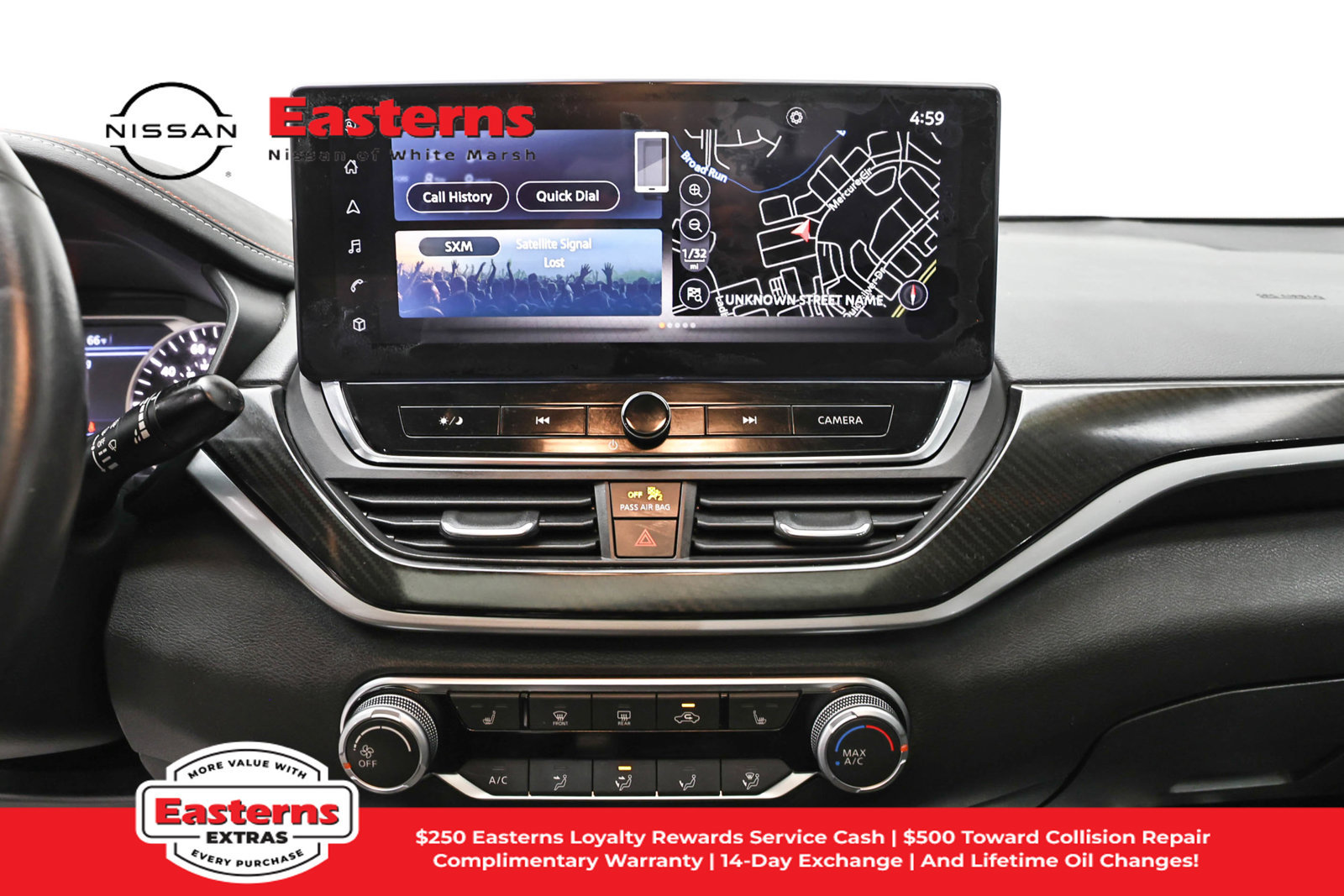 Used 2023 Nissan Altima 2.5 SR w/ SR Premium Package FWD image 12