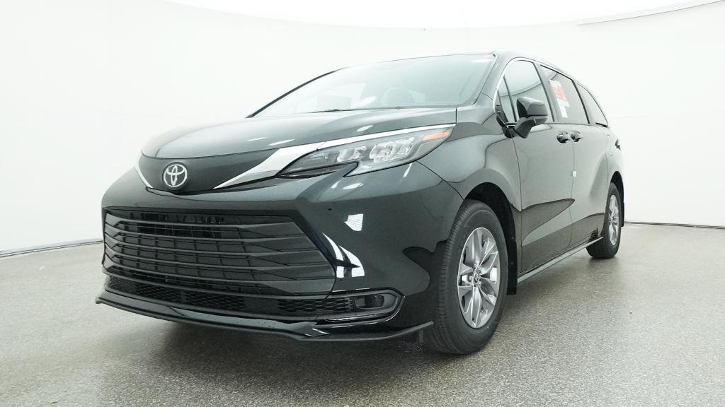 New 2026 Toyota Sienna LE FWD image 19