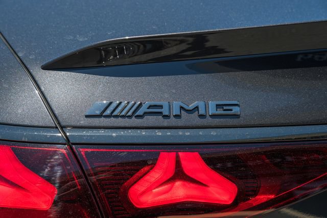 New 2026 Mercedes-Benz E 53 AMG e 4MATIC Sedan image 9