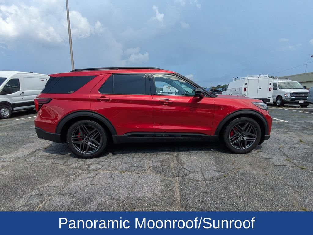 Certified 2025 Ford Explorer ST w/ Sun And Sound Package AWD/4WD image 3