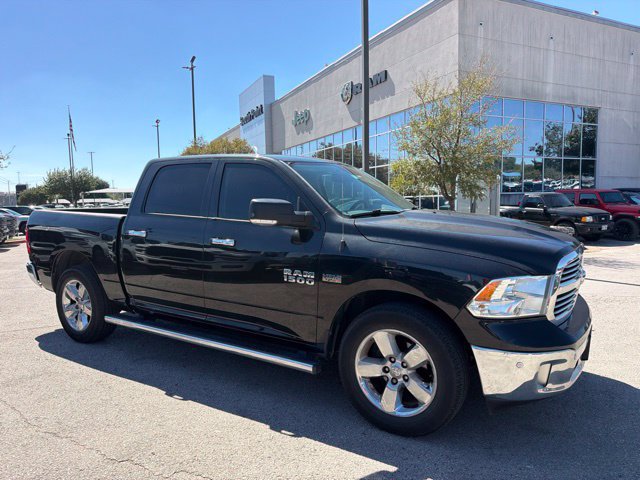 Used 2017 RAM 1500 Lone Star RWD image 1