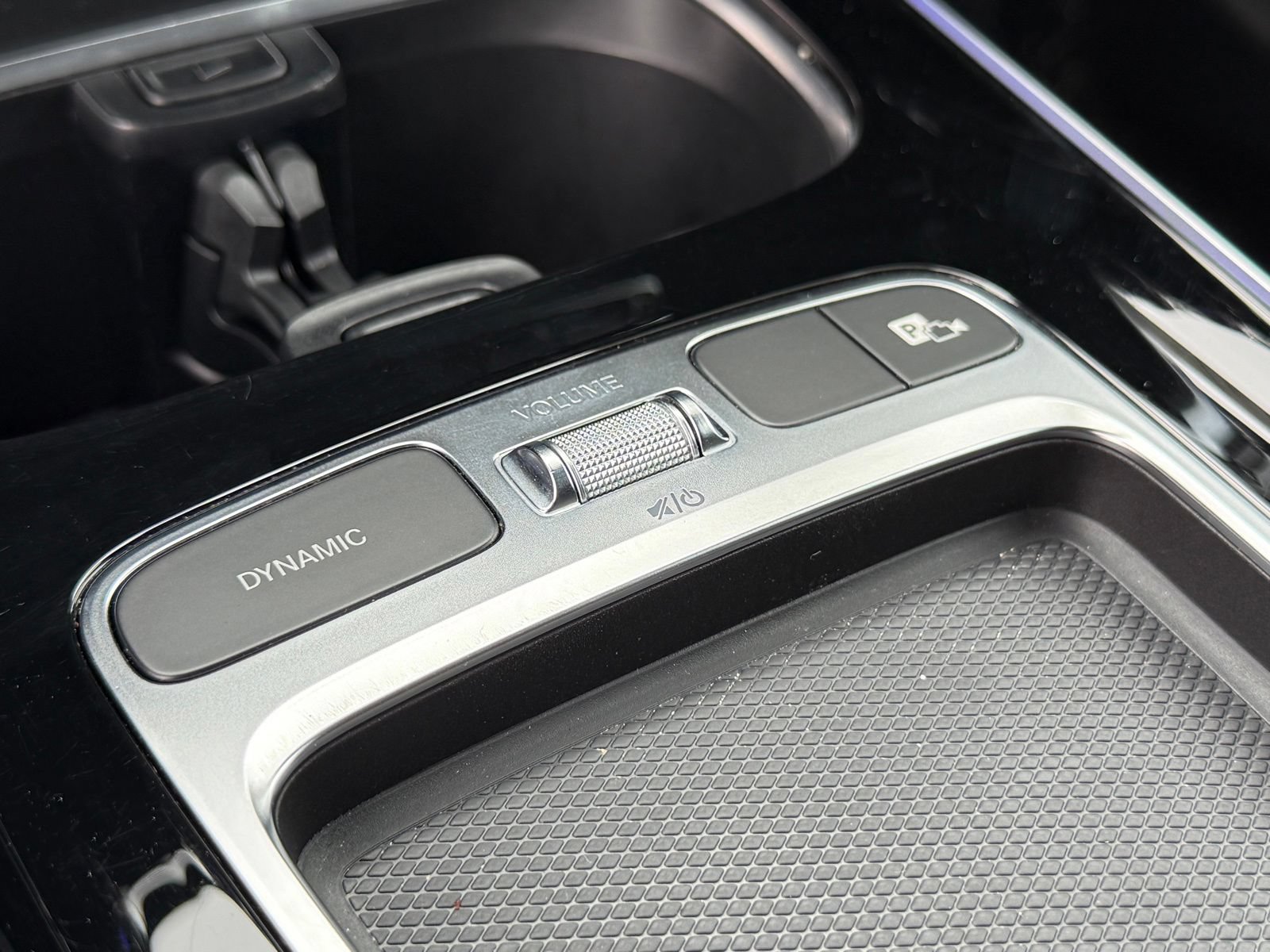 Used 2025 Mercedes-Benz GLB 250 image 37