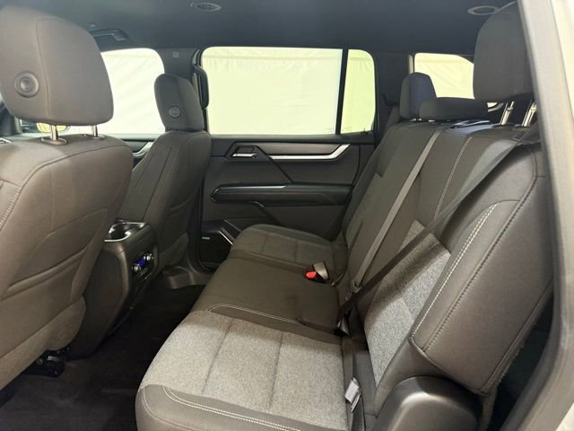 Used 2025 GMC Acadia Elevation image 14