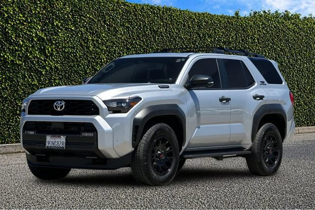 Used 2025 Toyota 4Runner TRD Off-Road Premium AWD/4WD image 9