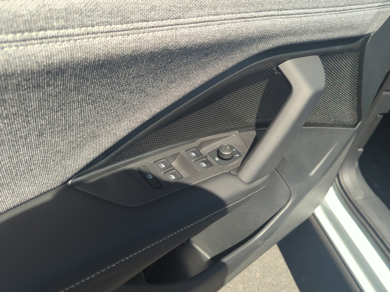 New 2025 Volkswagen Tiguan S image 13