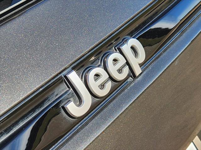 Certified 2023 Jeep Grand Cherokee Summit w/ Adv Protech Group IV image 17