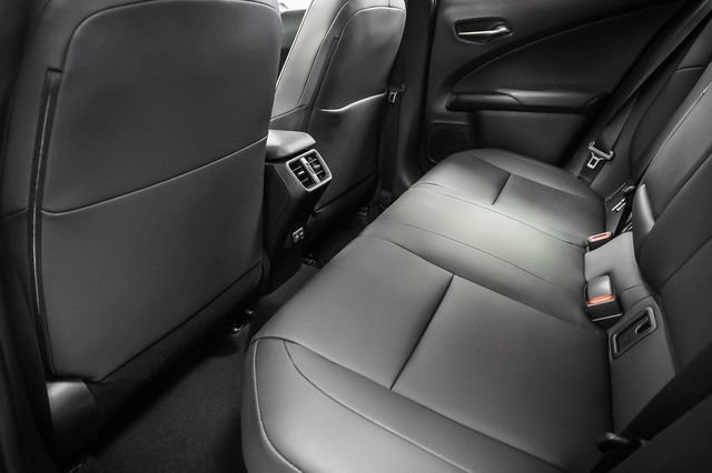 Certified 2025 Lexus UX 300h FWD w/ Accessory Package (Z2) image 21