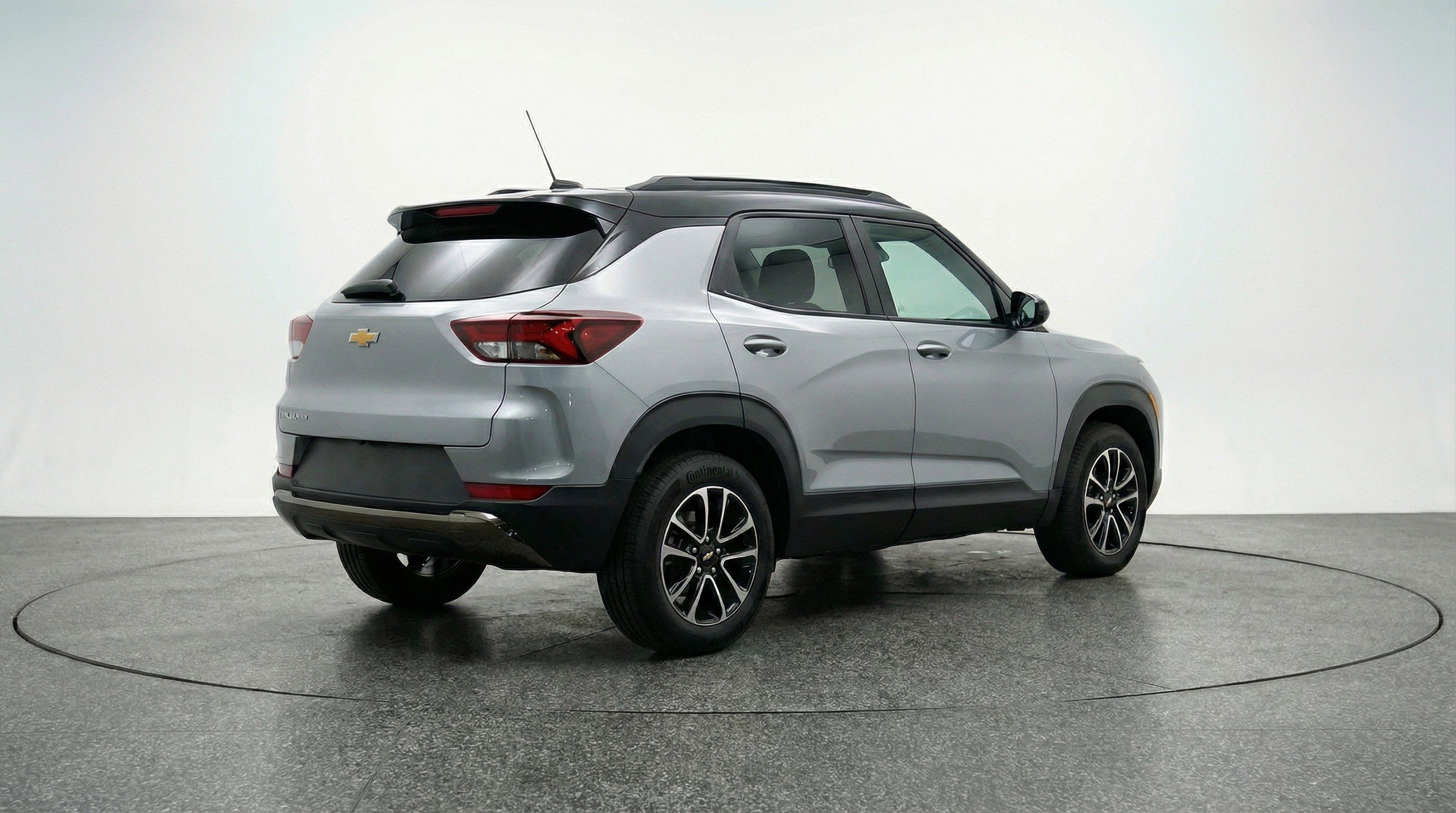 Used 2025 Chevrolet TrailBlazer LT image 9