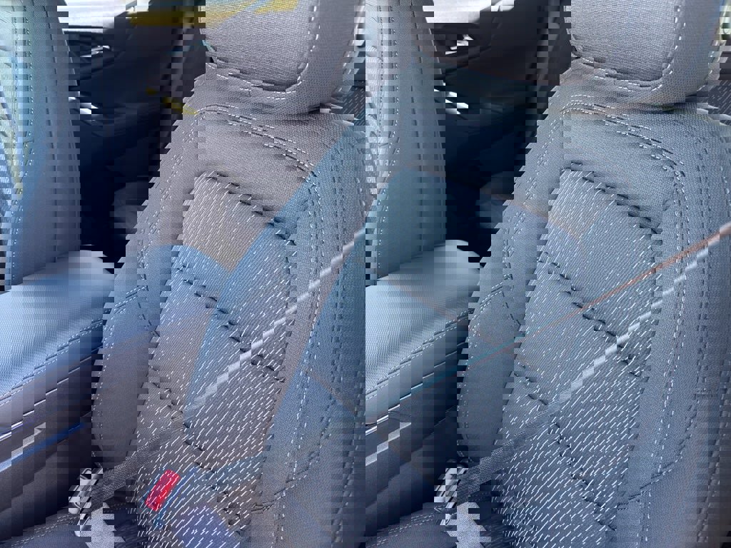 New 2026 Chevrolet Equinox LT image 12