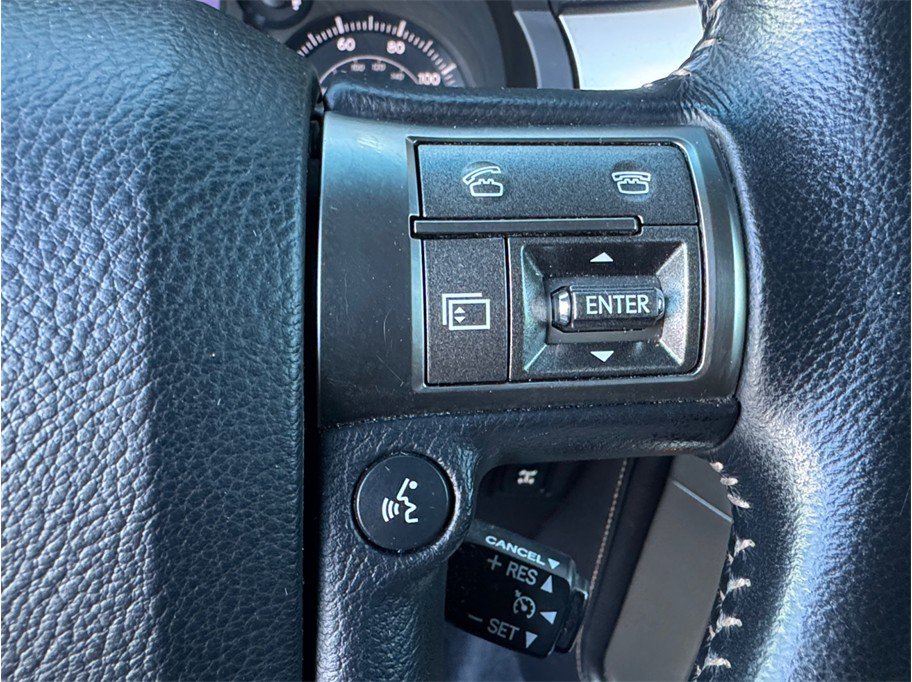 Used 2014 Lexus GX 460 image 16