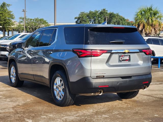 Used 2023 Chevrolet Traverse LS w/ Safety Package FWD image 5