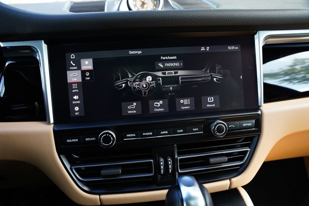 Used 2019 Porsche Macan AWD/4WD image 33
