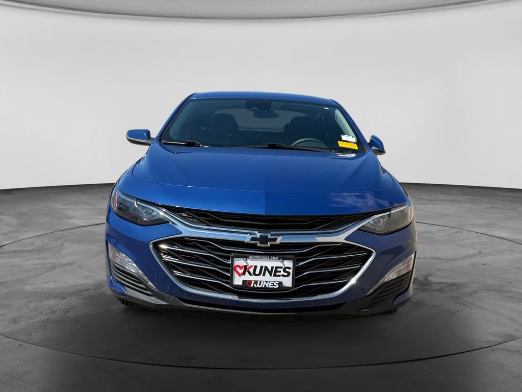 Used 2023 Chevrolet Malibu LT w/ LPO, Floor Liner Package FWD image 3