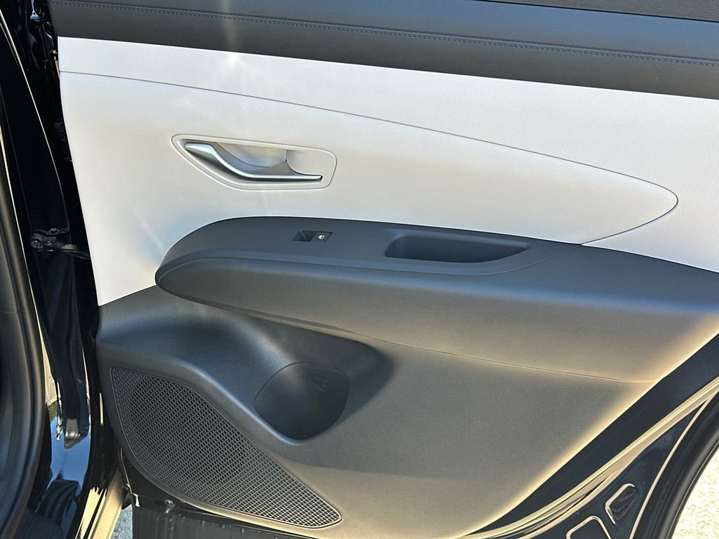 New 2026 Hyundai Tucson SEL FWD image 17
