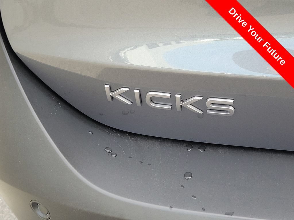 Used 2026 Nissan Kicks SV w/ SV Premium Package FWD image 27