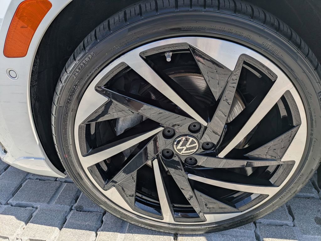 Used 2023 Volkswagen Arteon SEL Premium AWD/4WD image 9