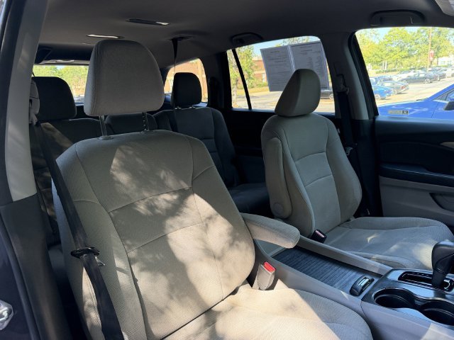 Used 2018 Honda Pilot LX image 32