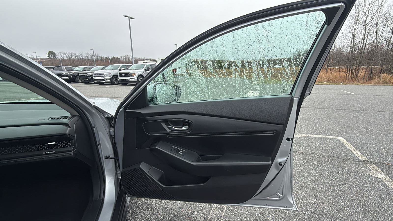 Used 2024 Honda Accord EX image 18