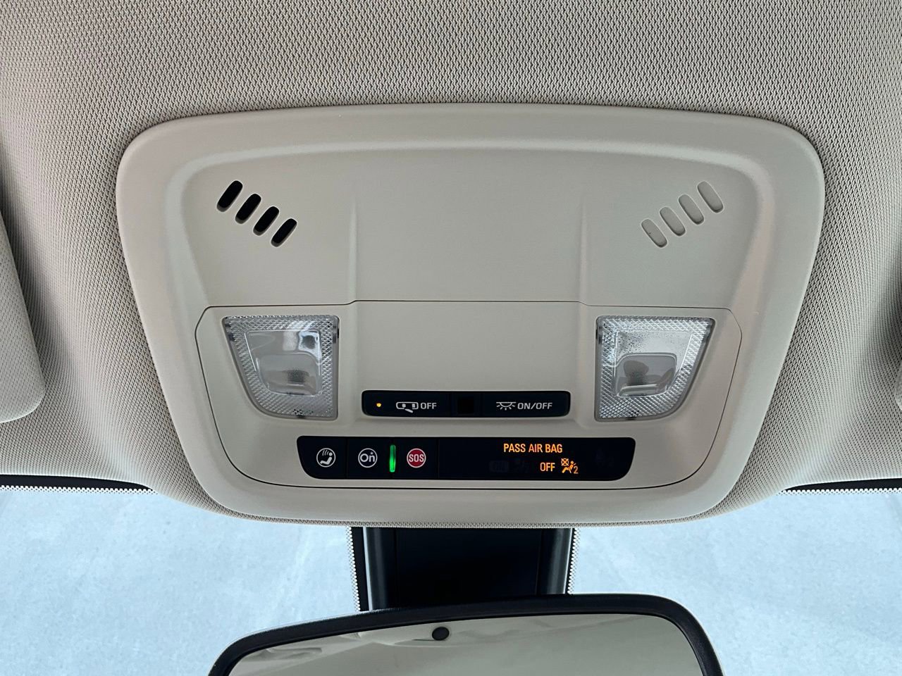 Used 2022 Chevrolet Malibu LT w/ Leather Package image 17