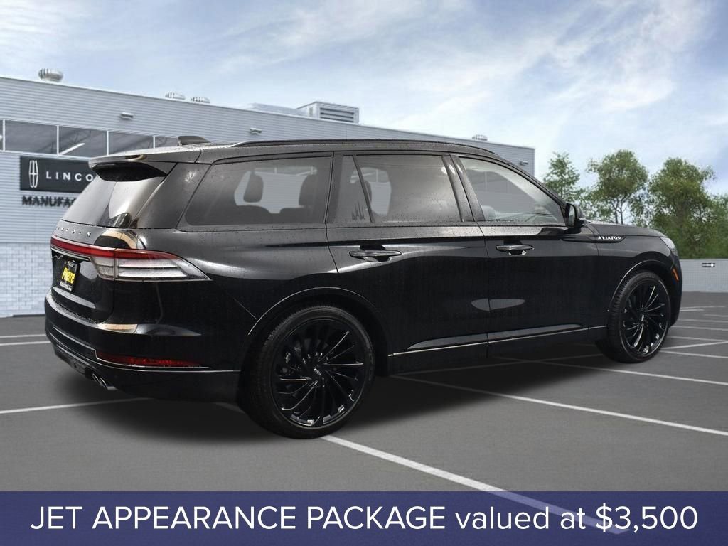 New 2026 Lincoln Aviator Reserve image 4